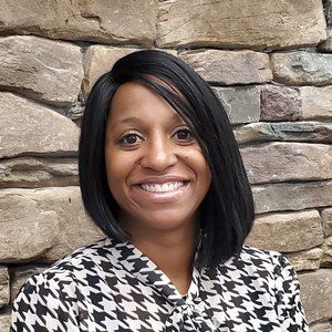 Meet your Posher, Felicia